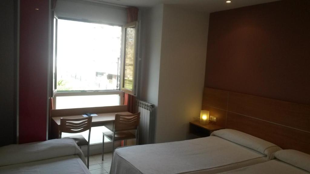 Ekia Pentsioa Hotel Зарауц Стая снимка